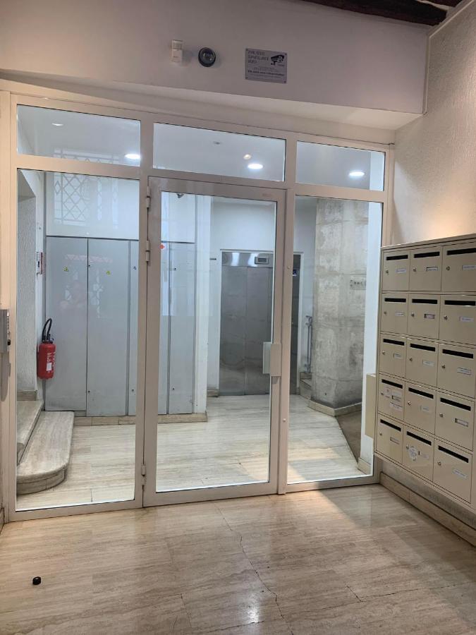 Best Central Chambres Privees - Seine & Louvre In The Connected Heart Of Париж Екстериор снимка